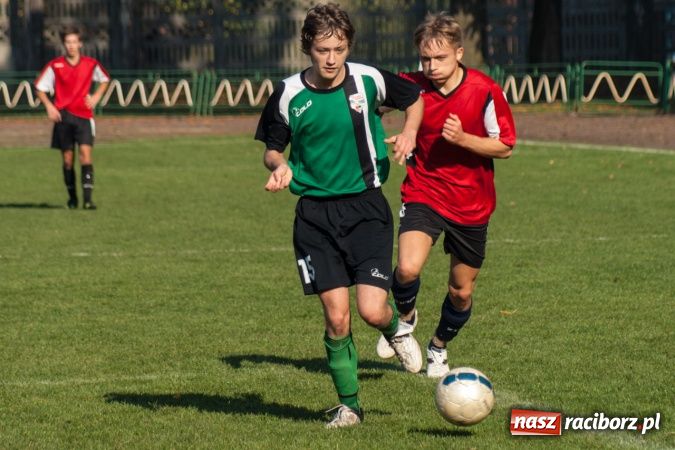 Zdjęcie w galerii na portalu naszraciborz.pl: Pewna wygrana juniorów Samborowic wiadomości z regionu