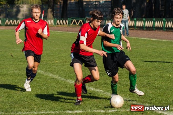Zdjęcie w galerii na portalu naszraciborz.pl: Pewna wygrana juniorów Samborowic wiadomości z regionu
