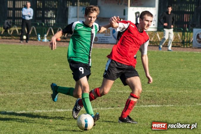 Zdjęcie w galerii na portalu naszraciborz.pl: Pewna wygrana juniorów Samborowic wiadomości z regionu