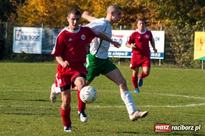 Zdjęcie w galerii na portalu naszraciborz.pl: Bez sensacji przy Tuwima. Ocice nadal toną wiadomości z regionu
