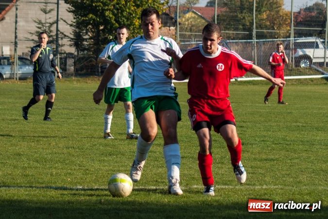 Zdjęcie w galerii na portalu naszraciborz.pl: Bez sensacji przy Tuwima. Ocice nadal toną wiadomości z regionu