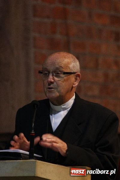 Zdjęcie w galerii na portalu naszraciborz.pl: Koncert chóralny w Sanktuarium MB Pokornej w Rudach wiadomości z regionu