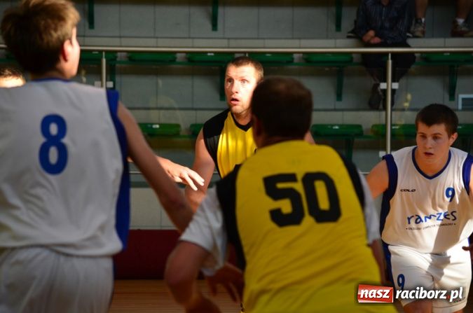 Zdjęcie w galerii na portalu naszraciborz.pl: W hicie kolejki górą Kaman wiadomości z regionu