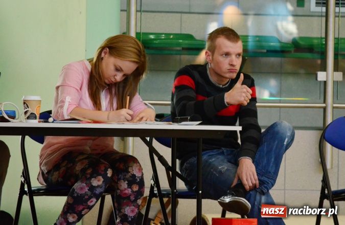 Zdjęcie w galerii na portalu naszraciborz.pl: W hicie kolejki górą Kaman wiadomości z regionu