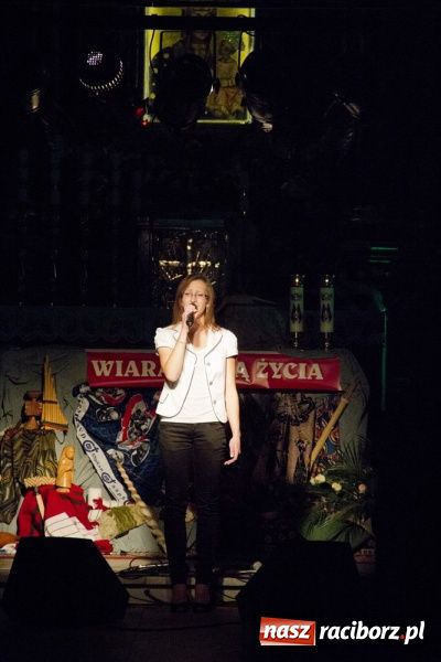 Zdjęcie w galerii na portalu naszraciborz.pl: Koncert papieski w kościele Matki Bożej wiadomości z regionu