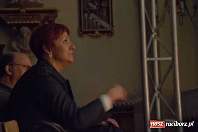 Zdjęcie w galerii na portalu naszraciborz.pl: Koncert papieski w kościele Matki Bożej wiadomości z regionu