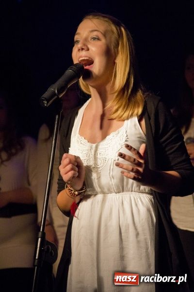 Zdjęcie w galerii na portalu naszraciborz.pl: Koncert papieski w kościele Matki Bożej wiadomości z regionu