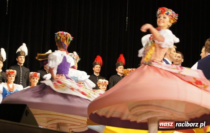 Zdjęcie w galerii na portalu naszraciborz.pl: Karolinka w Raciborskim Centrum Kultury wiadomości z regionu