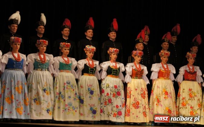 Zdjęcie w galerii na portalu naszraciborz.pl: Karolinka w Raciborskim Centrum Kultury wiadomości z regionu