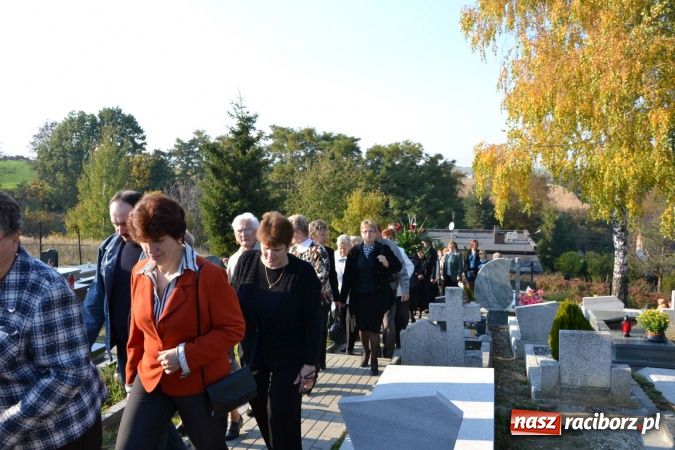 Zdjęcie w galerii na portalu naszraciborz.pl: Odnowiono groby żołnierzy niemieckich przy kościele w Owsiszczach wiadomości z regionu
