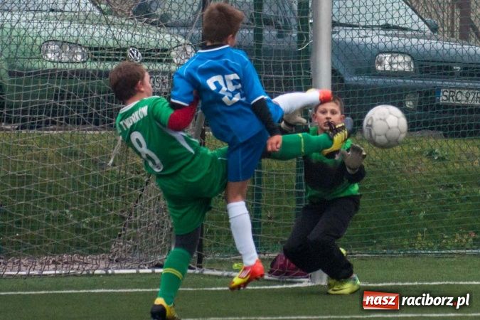 Zdjęcie w galerii na portalu naszraciborz.pl: Pierwsza porażka Orlików Tworkowa wiadomości z regionu