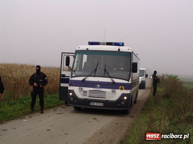 Zdjęcie w galerii na portalu naszraciborz.pl: Konwój 2012 - ćwiczenia służb mundurowych wiadomości z regionu