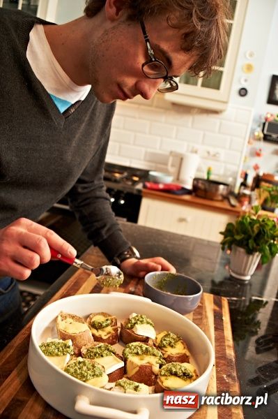 Zdjęcie w galerii na portalu naszraciborz.pl: 237 śląskich szkół w programie Śniadanie Daje Moc wiadomości z regionu