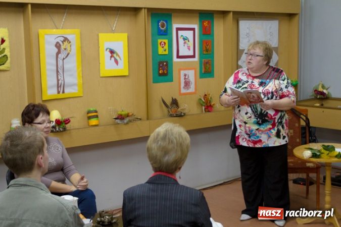 Zdjęcie w galerii na portalu naszraciborz.pl: Jej wiersze to prawdziwe historie wiadomości z regionu