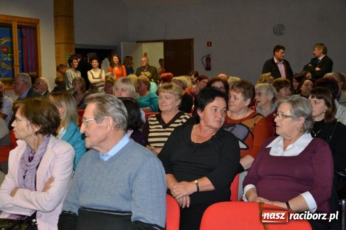 Zdjęcie w galerii na portalu naszraciborz.pl: Promocja nowej książki o gminie Krzyżanowice wiadomości z regionu