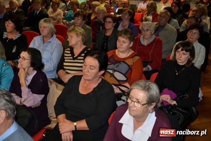 Zdjęcie w galerii na portalu naszraciborz.pl: Promocja nowej książki o gminie Krzyżanowice wiadomości z regionu