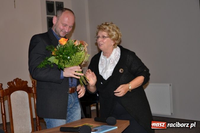 Zdjęcie w galerii na portalu naszraciborz.pl: Promocja nowej książki o gminie Krzyżanowice wiadomości z regionu