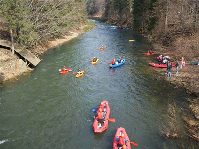 Zdjęcie w galerii na portalu naszraciborz.pl: Kajakarze rozpoczęli sezon wiadomości z regionu