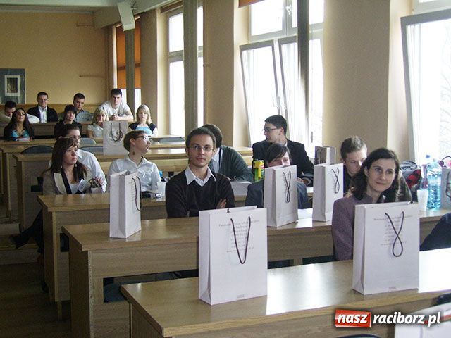 Zdjęcie w galerii na portalu naszraciborz.pl: Konferencja Bohemistów w PWSZ wiadomości z regionu