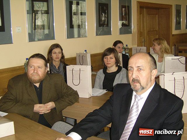 Zdjęcie w galerii na portalu naszraciborz.pl: Konferencja Bohemistów w PWSZ wiadomości z regionu