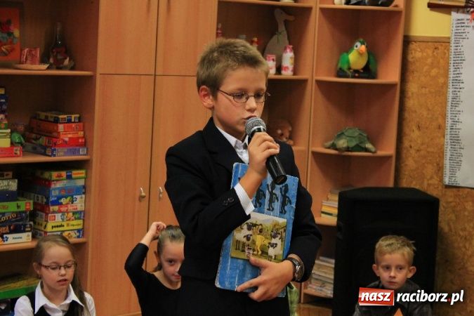 Zdjęcie w galerii na portalu naszraciborz.pl: Nowe Wesołe Świetliki w Szkole Podstawowej nr 13 wiadomości z regionu