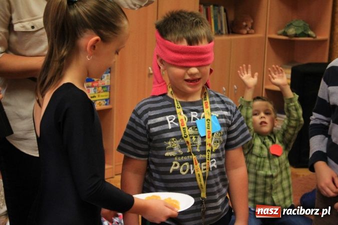 Zdjęcie w galerii na portalu naszraciborz.pl: Nowe Wesołe Świetliki w Szkole Podstawowej nr 13 wiadomości z regionu