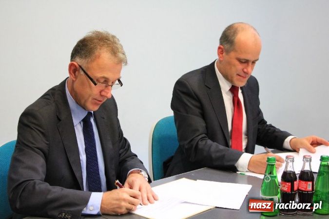 Zdjęcie w galerii na portalu naszraciborz.pl: Racibórz został oficjalnie liderem wojewódzkiej inwestycji  wiadomości z regionu