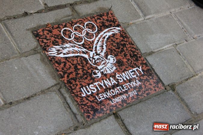 Zdjęcie w galerii na portalu naszraciborz.pl: Wielkie świętowanie w Klubie Olimpijczyka wiadomości z regionu