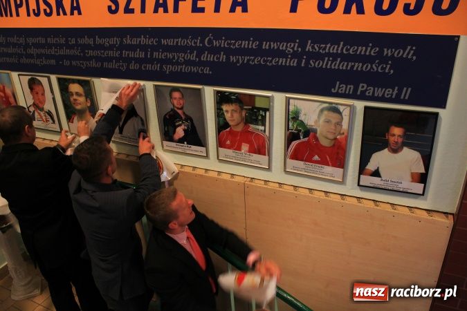 Zdjęcie w galerii na portalu naszraciborz.pl: Wielkie świętowanie w Klubie Olimpijczyka wiadomości z regionu