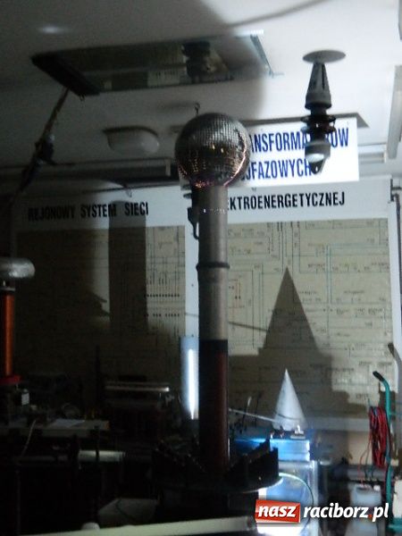 Zdjęcie w galerii na portalu naszraciborz.pl: Eksperymentalnie w Mechaniku wiadomości z regionu