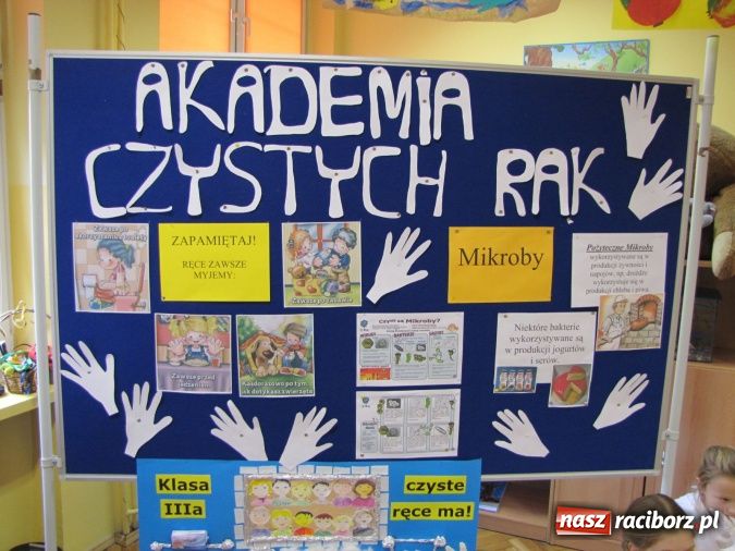 Zdjęcie w galerii na portalu naszraciborz.pl: Mydło wszystko umyje, nawet uszy i szyję  wiadomości z regionu