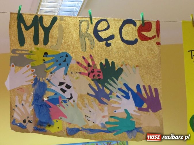 Zdjęcie w galerii na portalu naszraciborz.pl: Mydło wszystko umyje, nawet uszy i szyję  wiadomości z regionu