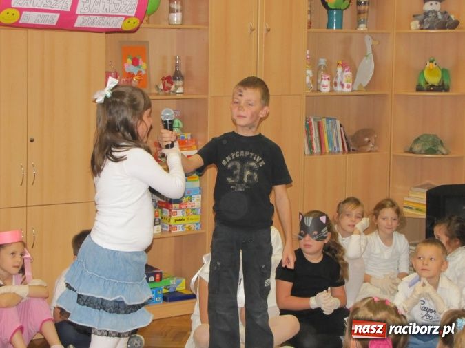 Zdjęcie w galerii na portalu naszraciborz.pl: Mydło wszystko umyje, nawet uszy i szyję  wiadomości z regionu