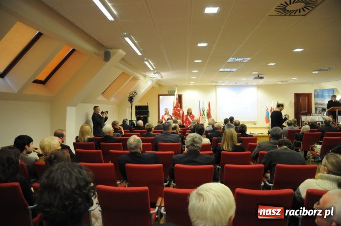 Zdjęcie w galerii na portalu naszraciborz.pl: Renata Mauer-Różańska gościła dziś na zamku wiadomości z regionu