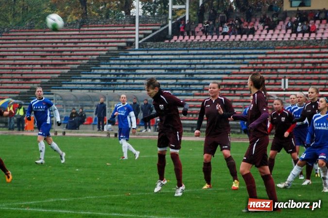 Zdjęcie w galerii na portalu naszraciborz.pl: Unitki pokonały AZS Wrocław wiadomości z regionu