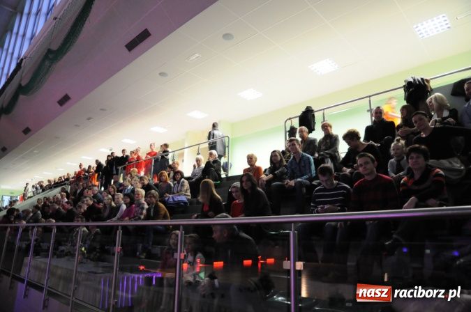 Zdjęcie w galerii na portalu naszraciborz.pl: Senior Hobby 2012 - Międzynarodowy Turniej Tańca Towarzyskiego w Arenie Rafako wiadomości z regionu