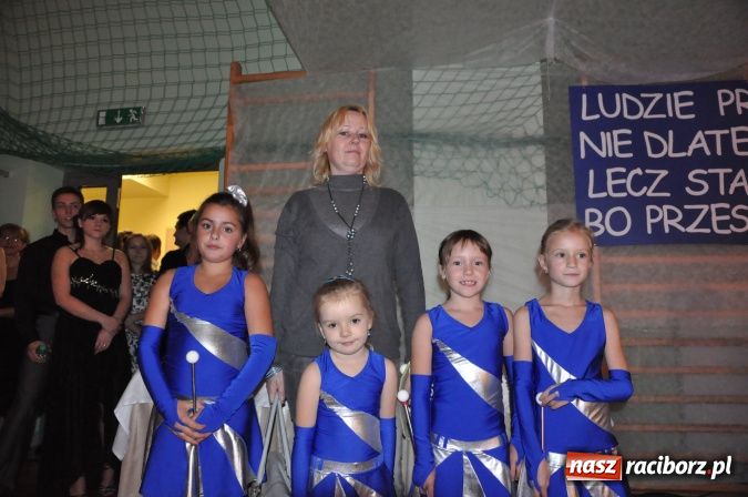Zdjęcie w galerii na portalu naszraciborz.pl: Senior Hobby 2012 - Międzynarodowy Turniej Tańca Towarzyskiego w Arenie Rafako wiadomości z regionu