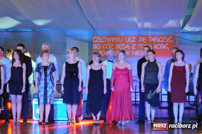 Zdjęcie w galerii na portalu naszraciborz.pl: Senior Hobby 2012 - Międzynarodowy Turniej Tańca Towarzyskiego w Arenie Rafako wiadomości z regionu