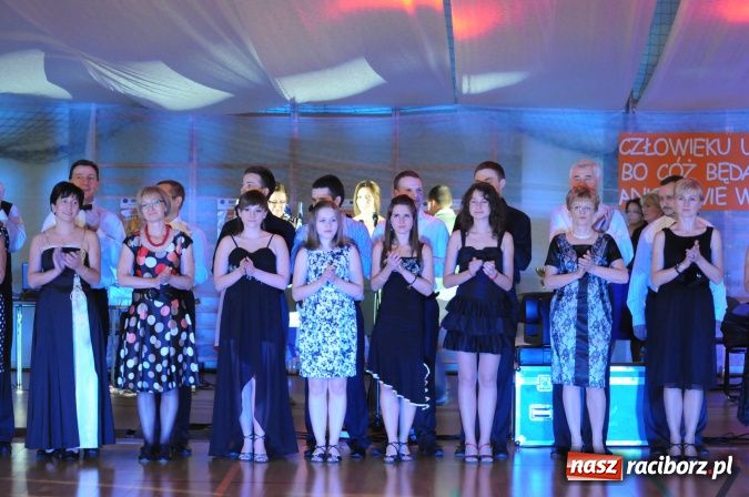 Zdjęcie w galerii na portalu naszraciborz.pl: Senior Hobby 2012 - Międzynarodowy Turniej Tańca Towarzyskiego w Arenie Rafako wiadomości z regionu