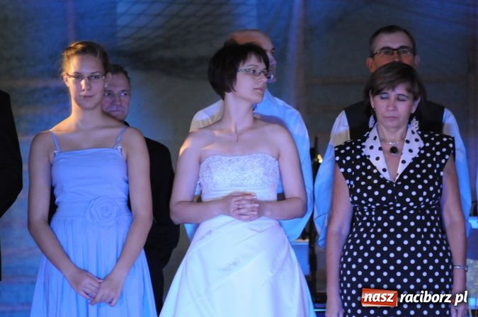 Zdjęcie w galerii na portalu naszraciborz.pl: Senior Hobby 2012 - Międzynarodowy Turniej Tańca Towarzyskiego w Arenie Rafako wiadomości z regionu