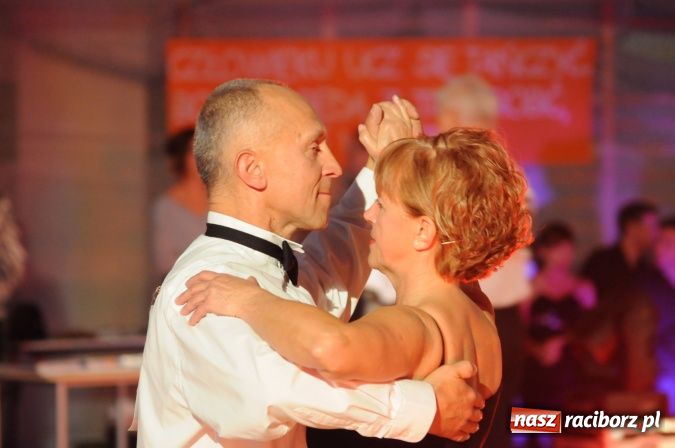 Zdjęcie w galerii na portalu naszraciborz.pl: Senior Hobby 2012 - Międzynarodowy Turniej Tańca Towarzyskiego w Arenie Rafako wiadomości z regionu