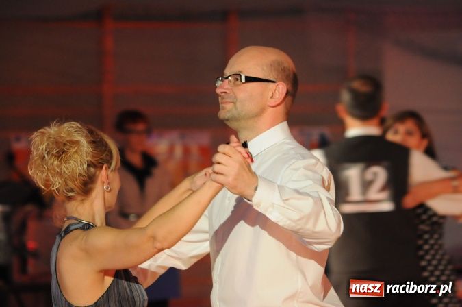 Zdjęcie w galerii na portalu naszraciborz.pl: Senior Hobby 2012 - Międzynarodowy Turniej Tańca Towarzyskiego w Arenie Rafako wiadomości z regionu