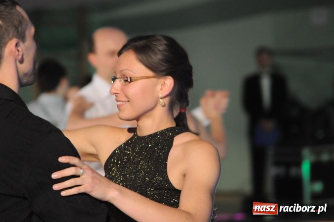 Zdjęcie w galerii na portalu naszraciborz.pl: Senior Hobby 2012 - Międzynarodowy Turniej Tańca Towarzyskiego w Arenie Rafako wiadomości z regionu