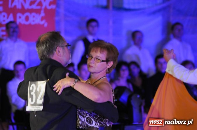 Zdjęcie w galerii na portalu naszraciborz.pl: Senior Hobby 2012 - Międzynarodowy Turniej Tańca Towarzyskiego w Arenie Rafako wiadomości z regionu