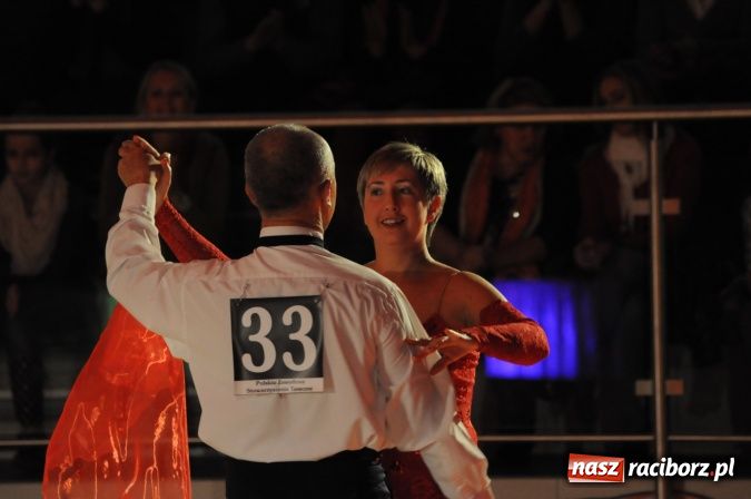 Zdjęcie w galerii na portalu naszraciborz.pl: Senior Hobby 2012 - Międzynarodowy Turniej Tańca Towarzyskiego w Arenie Rafako wiadomości z regionu