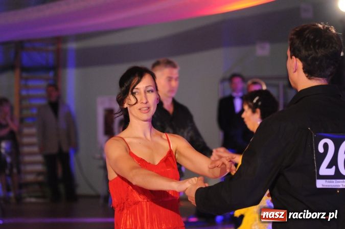 Zdjęcie w galerii na portalu naszraciborz.pl: Senior Hobby 2012 - Międzynarodowy Turniej Tańca Towarzyskiego w Arenie Rafako wiadomości z regionu