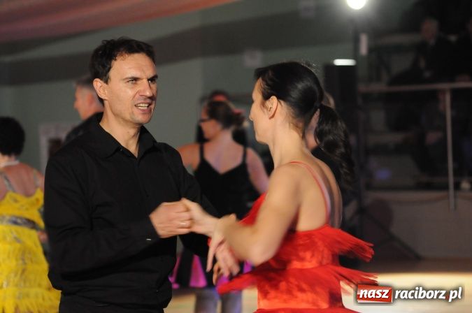 Zdjęcie w galerii na portalu naszraciborz.pl: Senior Hobby 2012 - Międzynarodowy Turniej Tańca Towarzyskiego w Arenie Rafako wiadomości z regionu