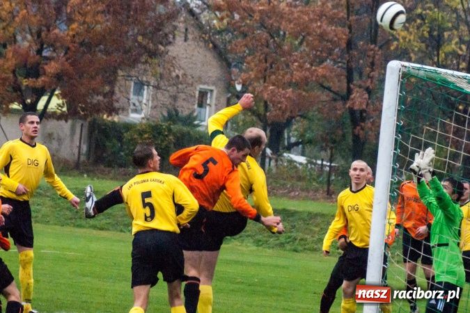 Zdjęcie w galerii na portalu naszraciborz.pl: Deszczowe zwycięstwo Rafako wiadomości z regionu