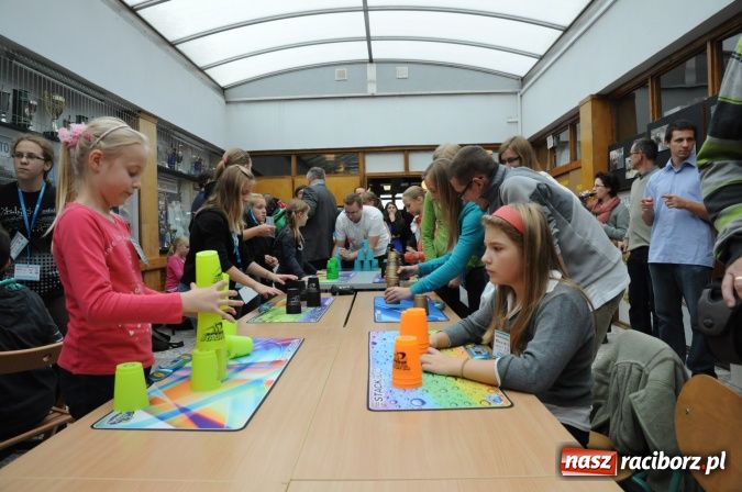 Zdjęcie w galerii na portalu naszraciborz.pl: Uczestniczka Mam Talent na Speed Stacks w Raciborzu. Zobacz jej umiejętności na wideo wiadomości z regionu