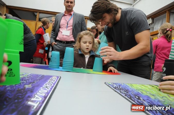 Zdjęcie w galerii na portalu naszraciborz.pl: Uczestniczka Mam Talent na Speed Stacks w Raciborzu. Zobacz jej umiejętności na wideo wiadomości z regionu